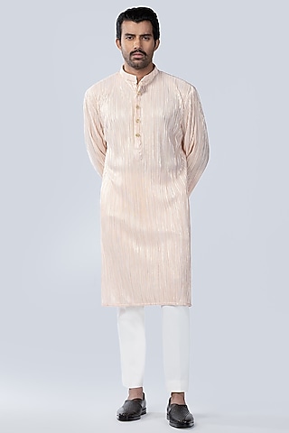 Pink Georgette Crushed Kurta by Arjuun Kilachand