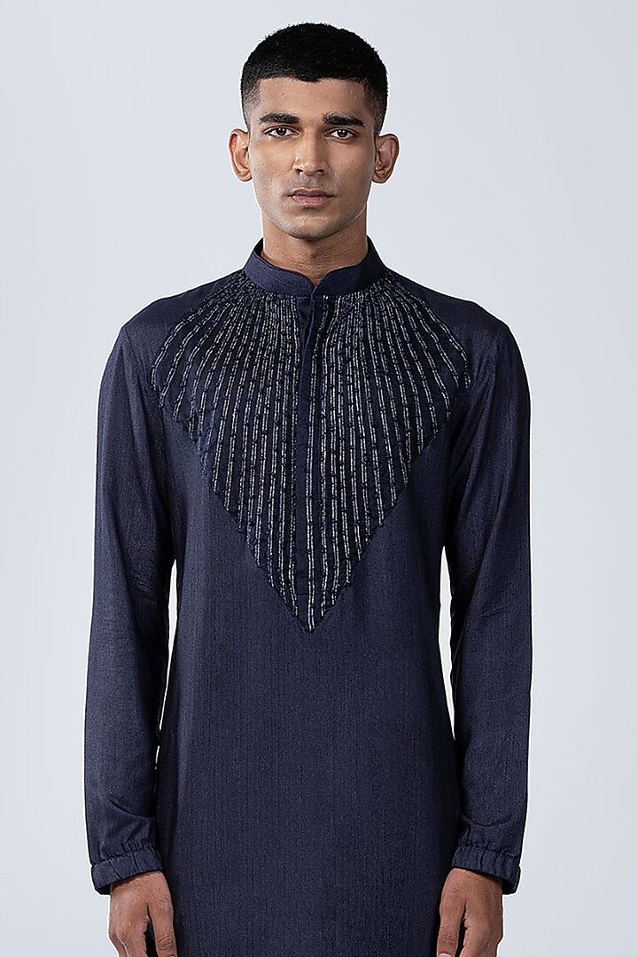 Navy Blue Silk French Knot Embroidered Kurta by Arjuun Kilachand at Pernia's Pop Up Shop