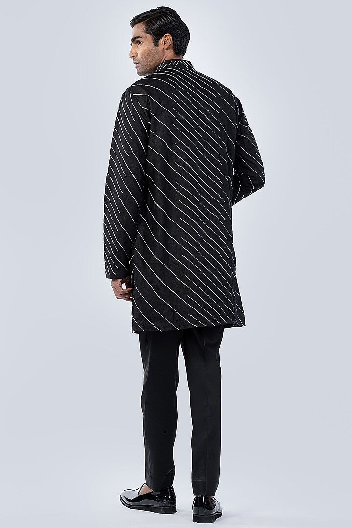 Black Silk Resham Embroidered Kurta by Arjuun Kilachand at Pernia's Pop Up Shop