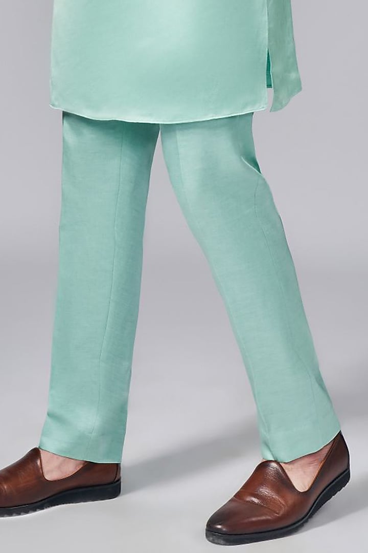 Mint Green Silk Printed Kurta Set by Arjuun Kilachand at Pernia's Pop Up Shop