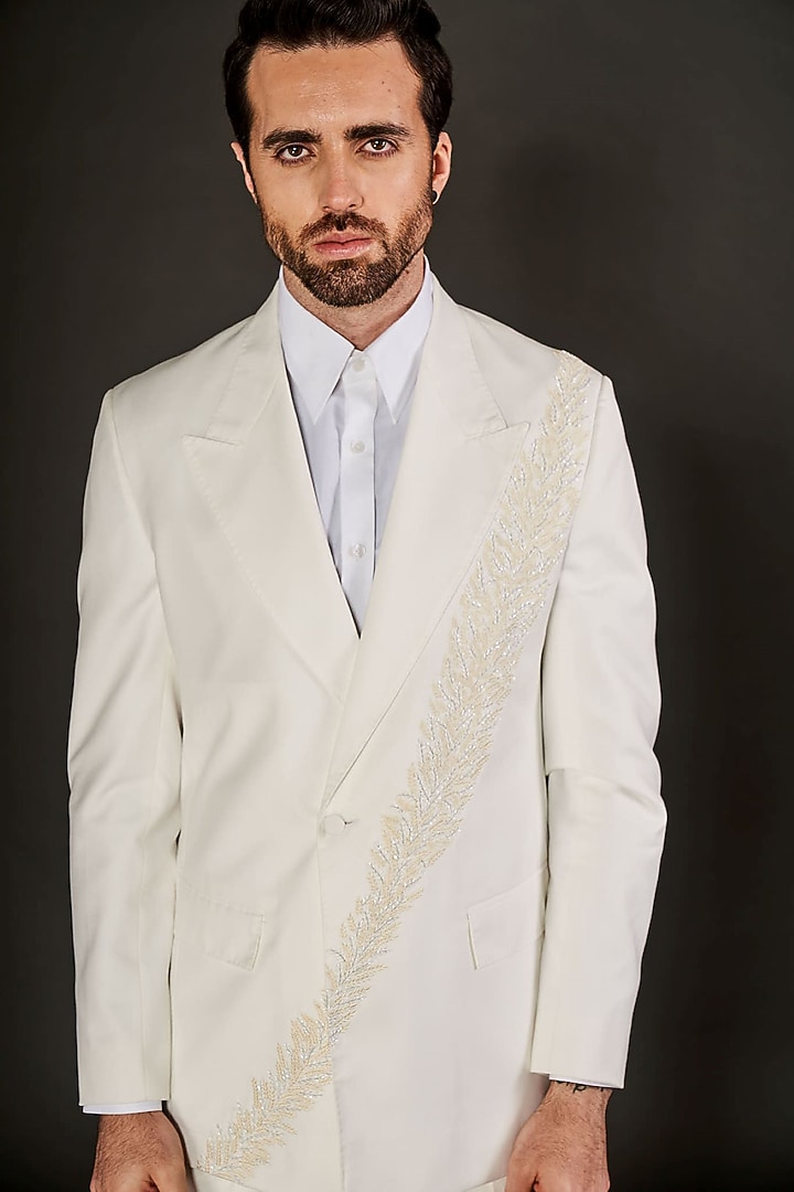 Ivory Wool Floral Embroidered Blazer Set by Arjuun Kilachand at Pernia's Pop Up Shop