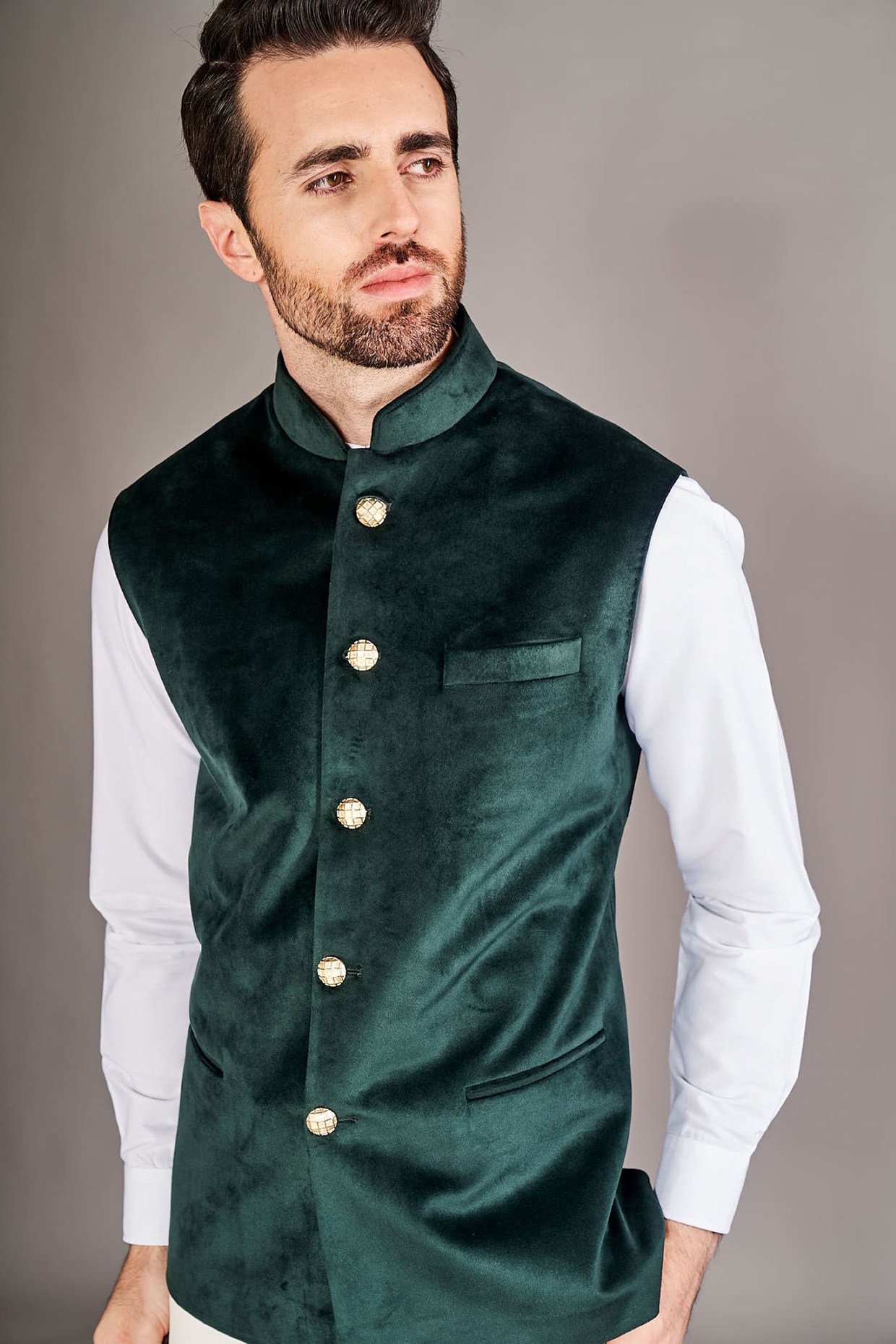 Arjuun Kilachand Forest Green Velvet Bundi Jacket Set