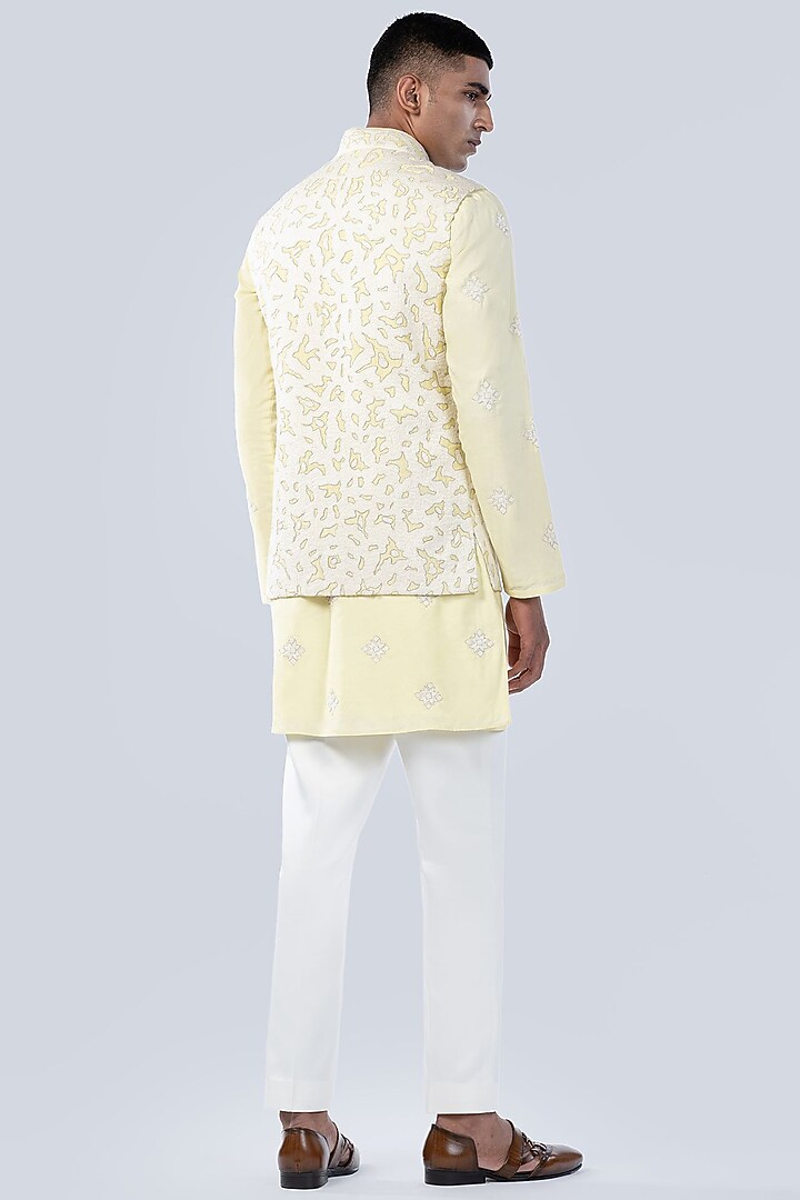 Yellow Silk Wool Embroidered Bundi Jacket Set by Arjuun Kilachand at Pernia's Pop Up Shop