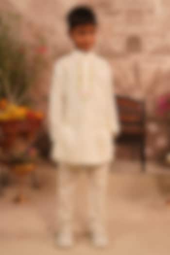 Off-White Taffeta Satin Hand Embroidered Kurta Set For Boys by ARANI LABEL at Pernia's Pop Up Shop