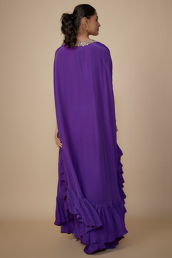 Purple Crepe Silk Embroidered Cape Set by Arpita Mehta at Pernia's Pop Up Shop