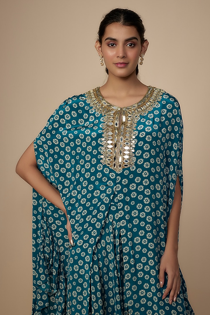 Teal Crepe Silk Embroidered Cape Set by Arpita Mehta at Pernia's Pop Up Shop