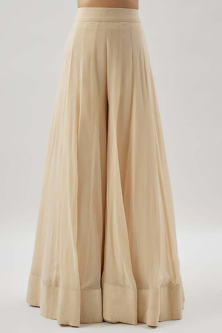 Coconut-Colored Crepe Silk Cape Set by Arpita Mehta at Pernia's Pop Up Shop