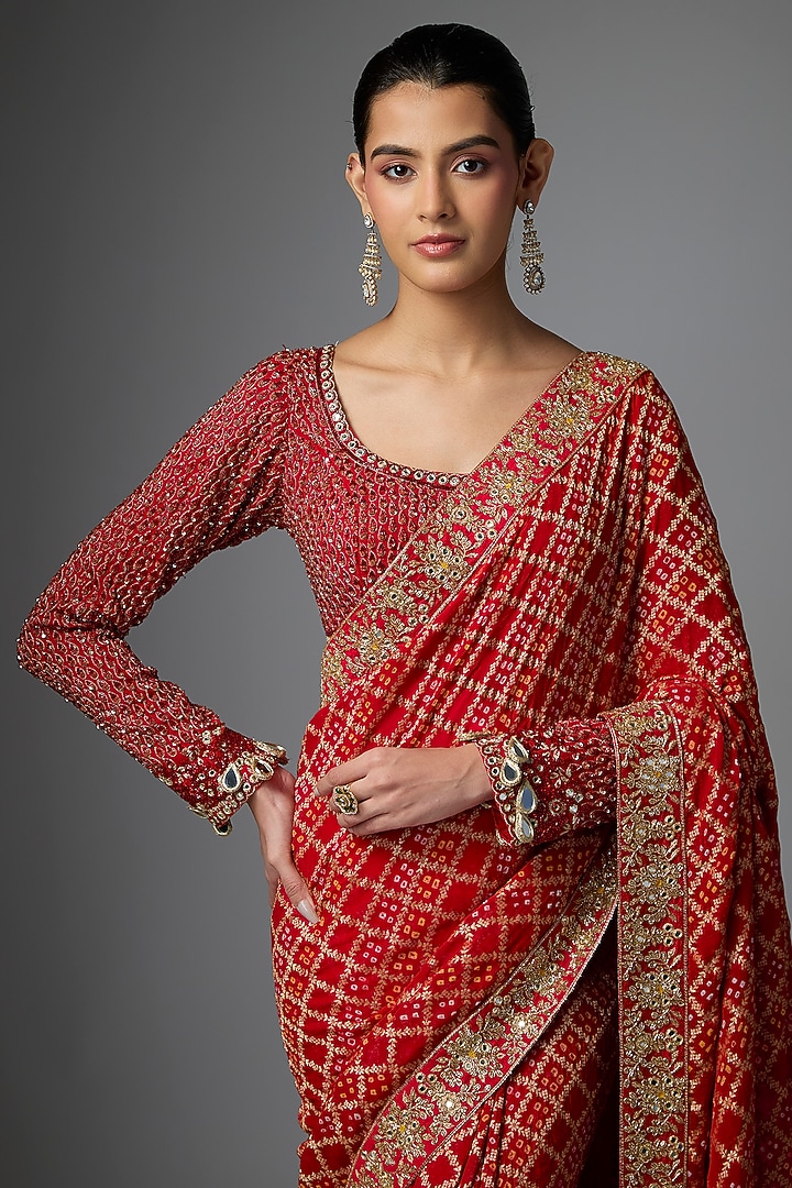 Red Bandhani Hand Embroidered Bridal Saree Set by Arpita Mehta at Pernia's Pop Up Shop