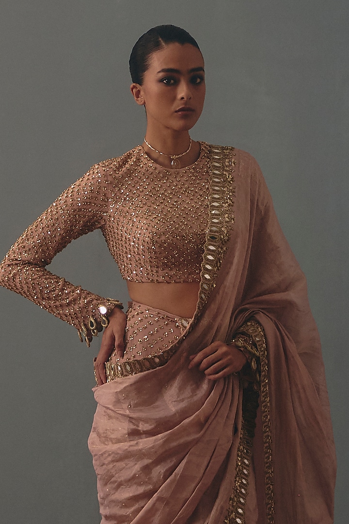 Old Rose Tissue Silk Hand Embroidered Bridal Bridal Saree Set by Arpita Mehta at Pernia's Pop Up Shop