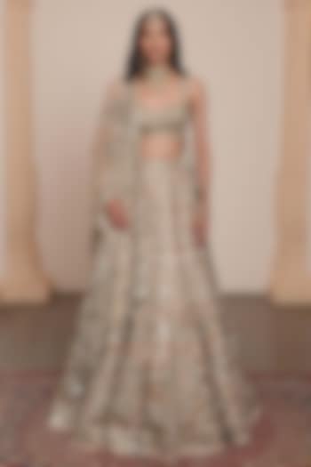Gold Organza Floral Embroidered Bridal Lehenga Set by Arpita Mehta at Pernia's Pop Up Shop