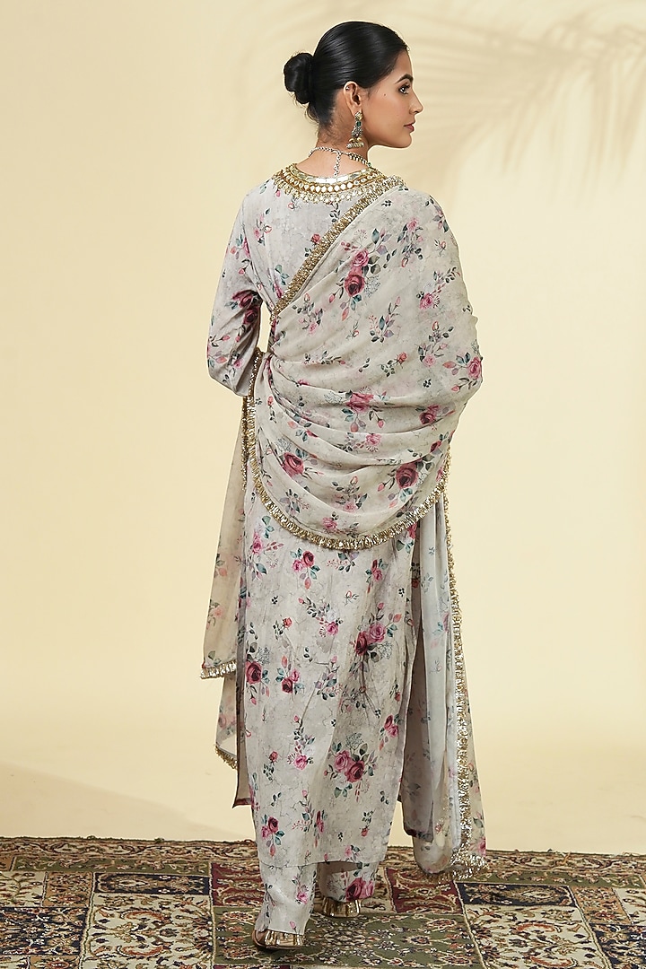 Grey Crepe Silk Rose Printed Kurta Set by Arpita Mehta at Pernia's Pop Up Shop