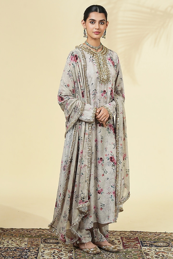 Grey Crepe Silk Rose Printed Kurta Set by Arpita Mehta at Pernia's Pop Up Shop