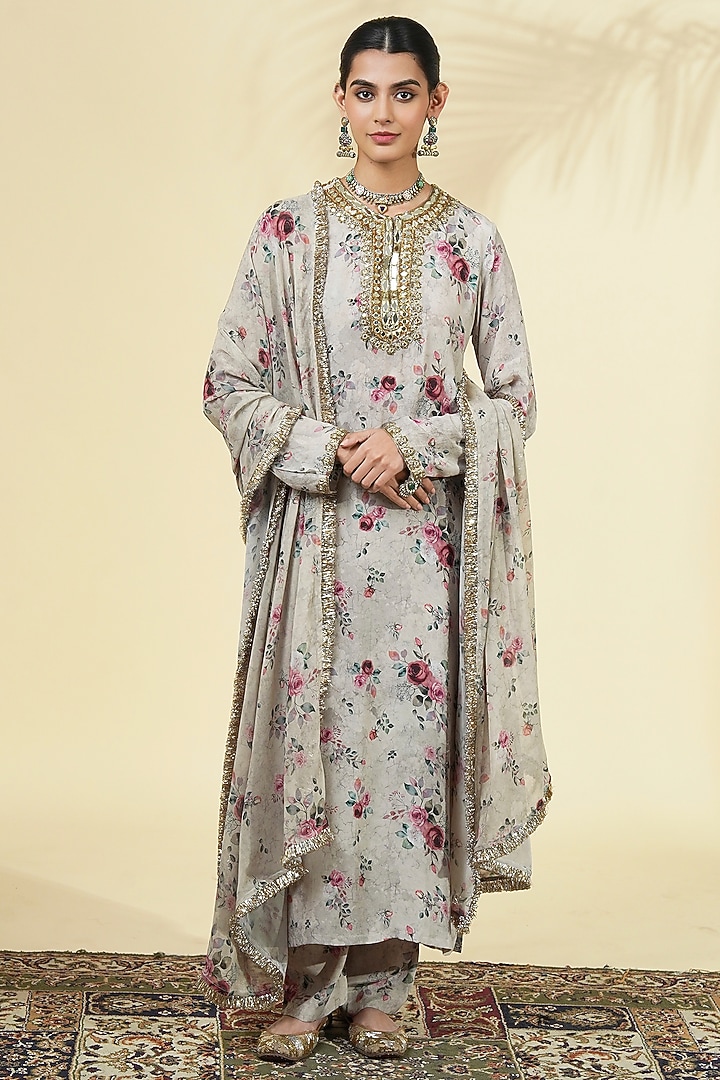 Grey Crepe Silk Rose Printed Kurta Set by Arpita Mehta at Pernia's Pop Up Shop