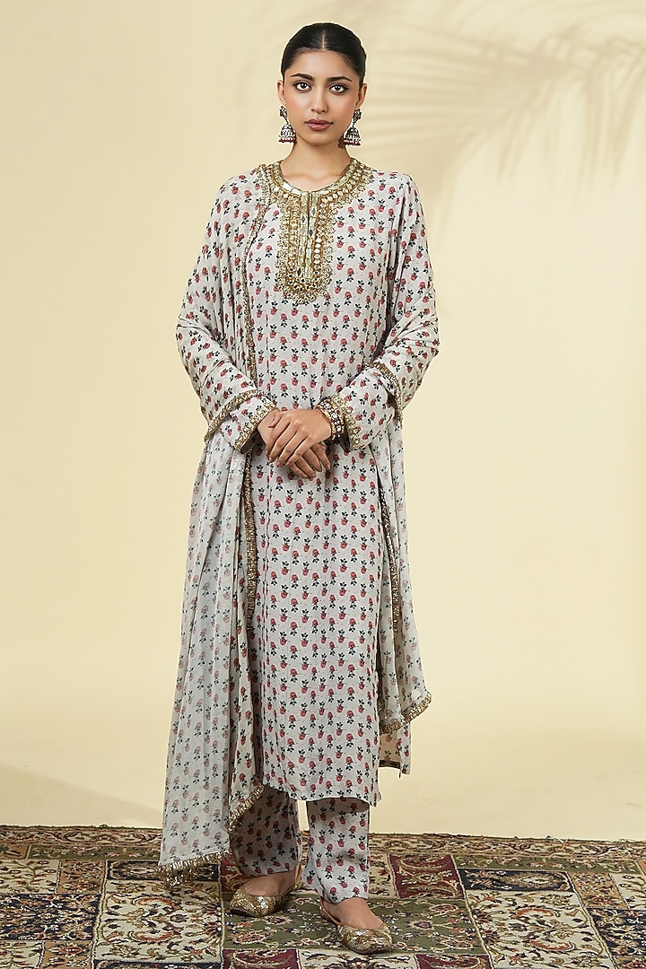 Grey Crepe Silk Rose Printed & Embroidered Kurta Set by Arpita Mehta at Pernia's Pop Up Shop