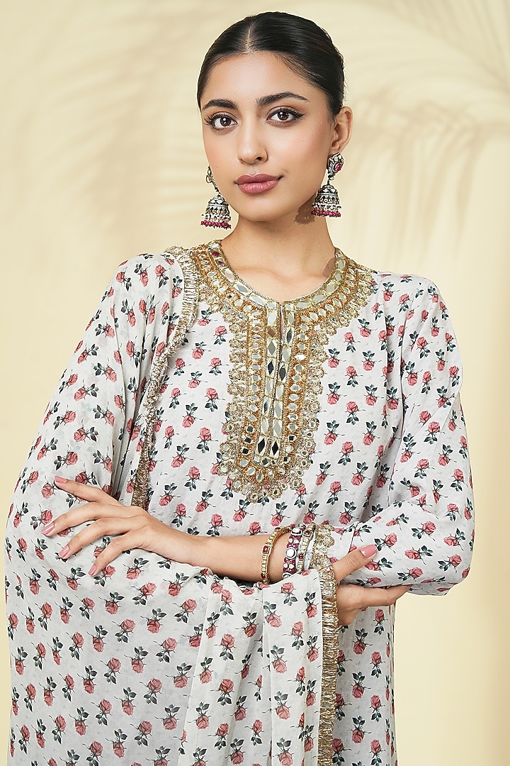 Grey Crepe Silk Rose Printed & Embroidered Kurta Set by Arpita Mehta at Pernia's Pop Up Shop