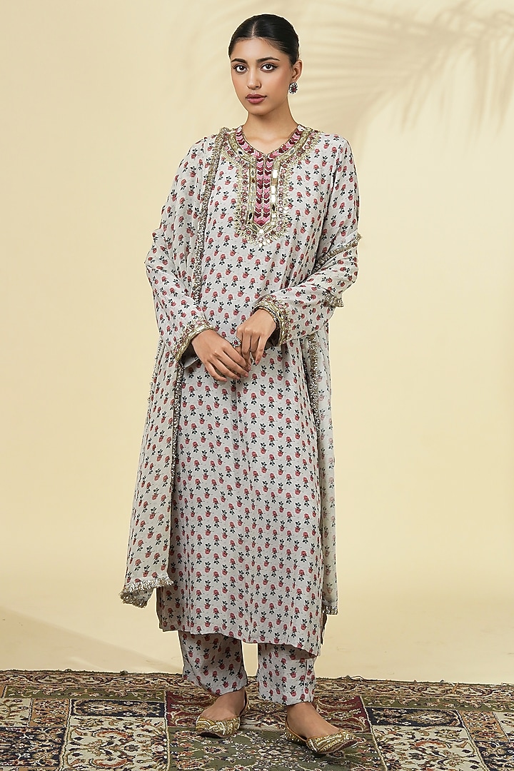 Grey Crepe Silk Rose Printed & Embroidered Kurta Set by Arpita Mehta at Pernia's Pop Up Shop