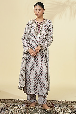 Grey Crepe Silk Rose Printed & Embroidered Kurta Set by Arpita Mehta
