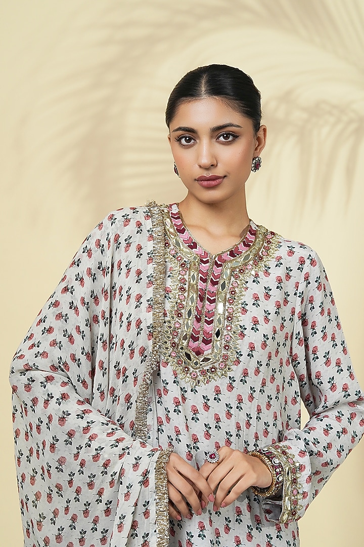 Grey Crepe Silk Rose Printed & Embroidered Kurta Set by Arpita Mehta at Pernia's Pop Up Shop