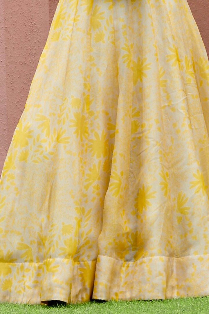 Light Yellow Printed Bridal Lehenga Set by Arpita Mehta at Pernia's Pop Up Shop