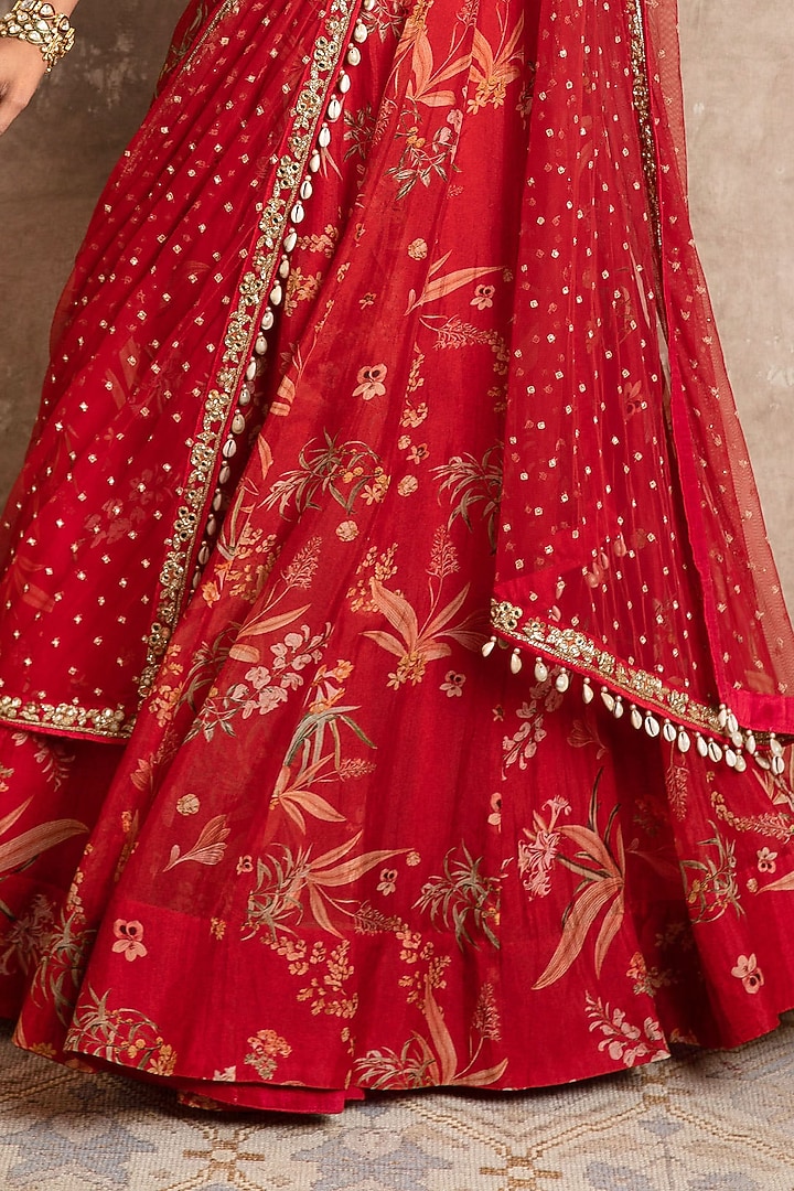 Red Organza Printed Wedding Lehenga Set by Arpita Mehta at Pernia's Pop Up Shop