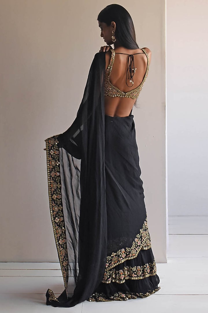 Black Georgette Hand Embroidered Reception Saree Set by Arpita Mehta at Pernia's Pop Up Shop
