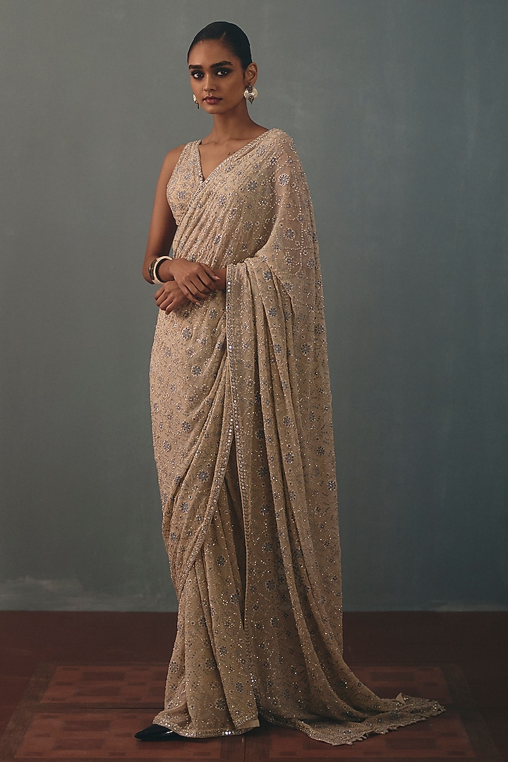 Coconut White Georgette Hand Embroidered Bridal Bridal Saree Set by Arpita Mehta at Pernia's Pop Up Shop