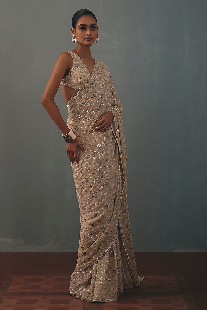 Coconut White Georgette Hand Embroidered Bridal Bridal Saree Set by Arpita Mehta at Pernia's Pop Up Shop