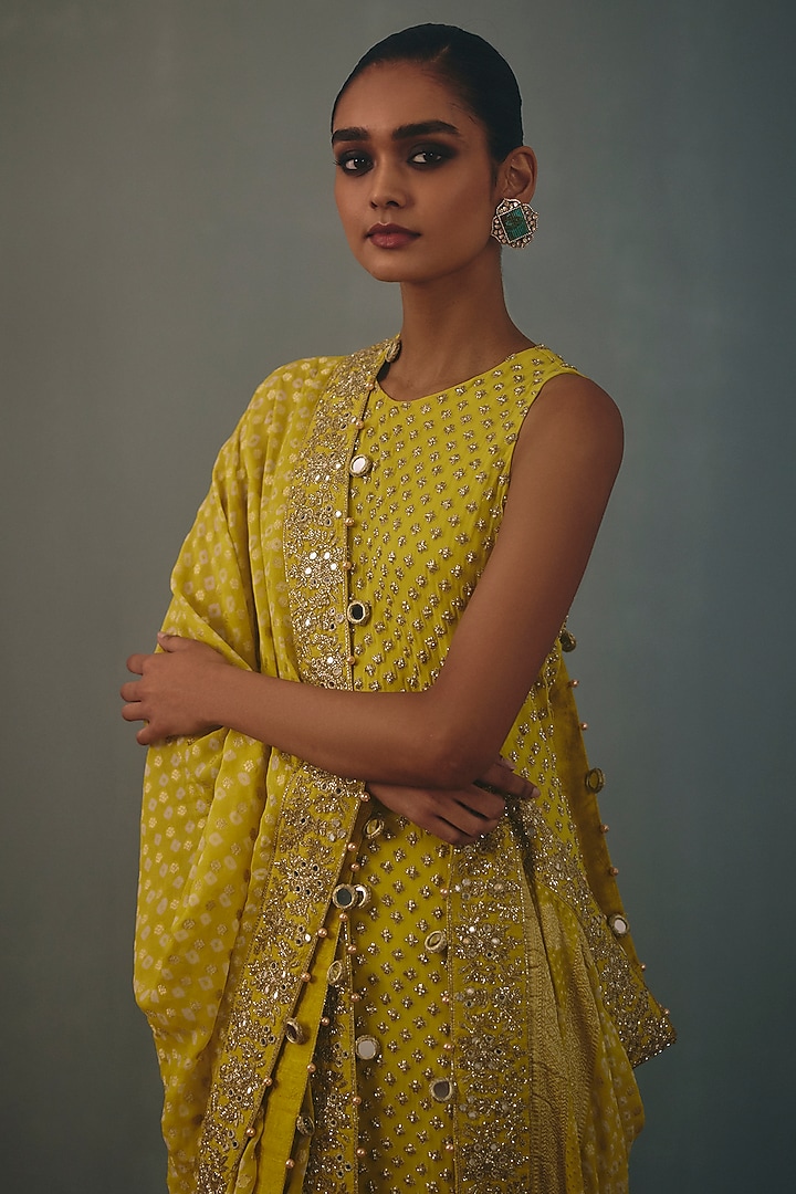 Lime Georgette Hand Embroidered Kurta Set by Arpita Mehta at Pernia's Pop Up Shop