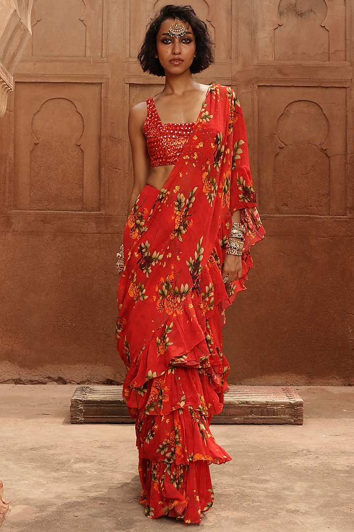 Sindoori Georgette Printed Ruffled Saree Set by Arpita Mehta at Pernia's Pop Up Shop