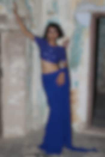 Blue Georgette Ruffled Saree Set by Arpita Mehta at Pernia's Pop Up Shop