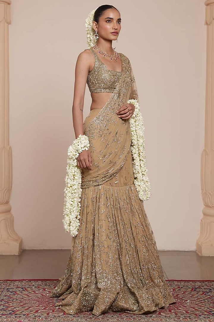 Skin & Beige Gold Net Skirt Bridal Saree Set by Arpita Mehta at Pernia's Pop Up Shop