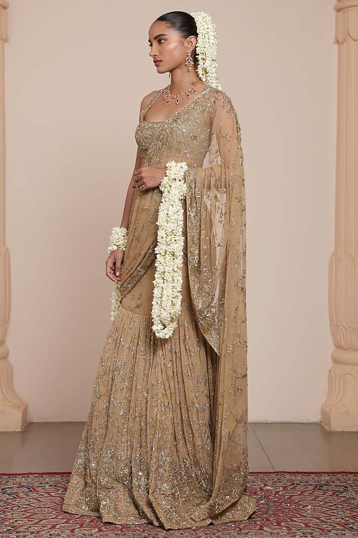Skin & Beige Gold Net Skirt Bridal Saree Set by Arpita Mehta at Pernia's Pop Up Shop