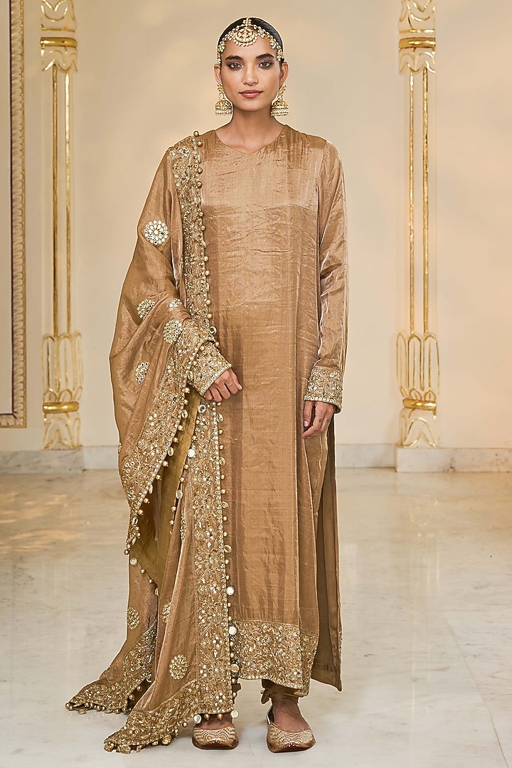 Bronze Tissue Hand Embroidered Kurta Set by Arpita Mehta at Pernia's Pop Up Shop
