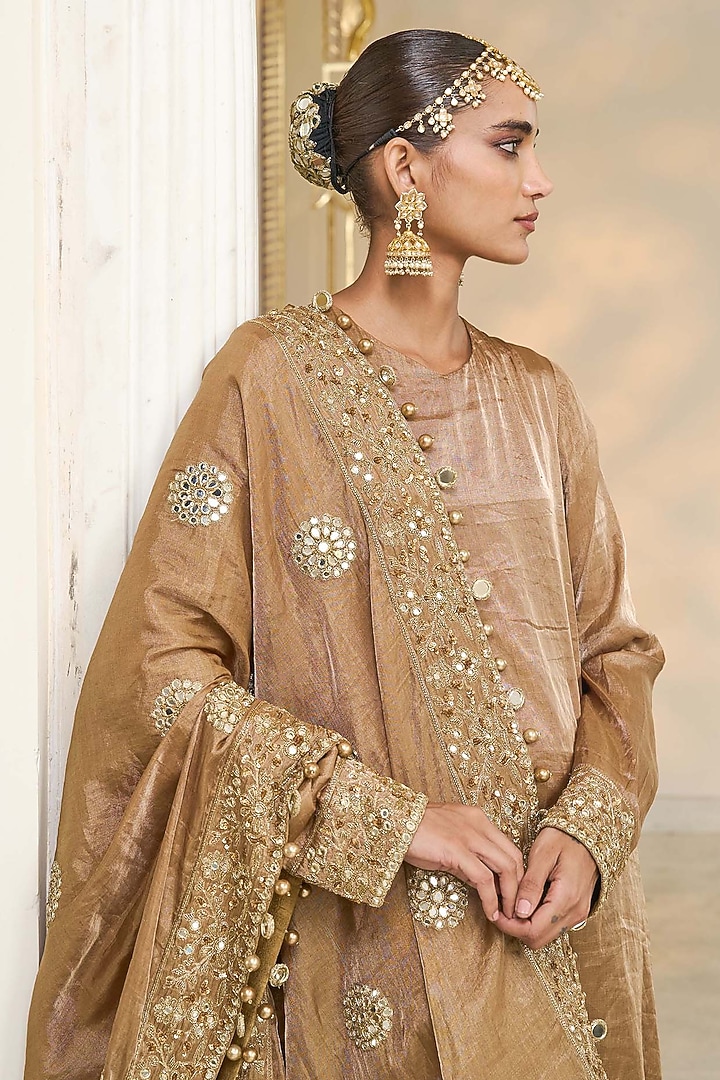 Bronze Tissue Hand Embroidered Kurta Set by Arpita Mehta at Pernia's Pop Up Shop