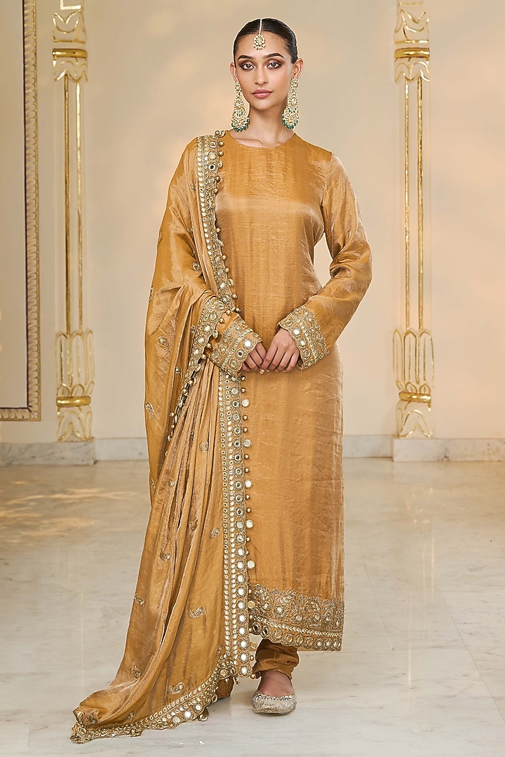 Copper Tissue Hand Embroidered Kurta Set by Arpita Mehta at Pernia's Pop Up Shop