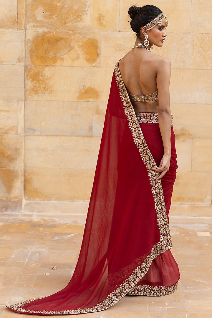 Red Georgette Draped Reception Saree Set by Arpita Mehta at Pernia's Pop Up Shop
