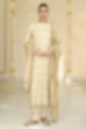 Cream Georgette Bandhani Kurta Set by Arpita Mehta at Pernia's Pop Up Shop