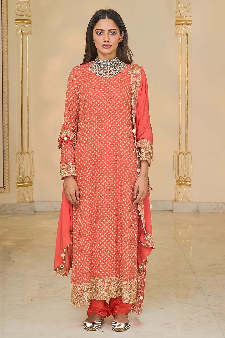 Warm Coral Georgette Kurta Set by Arpita Mehta at Pernia's Pop Up Shop