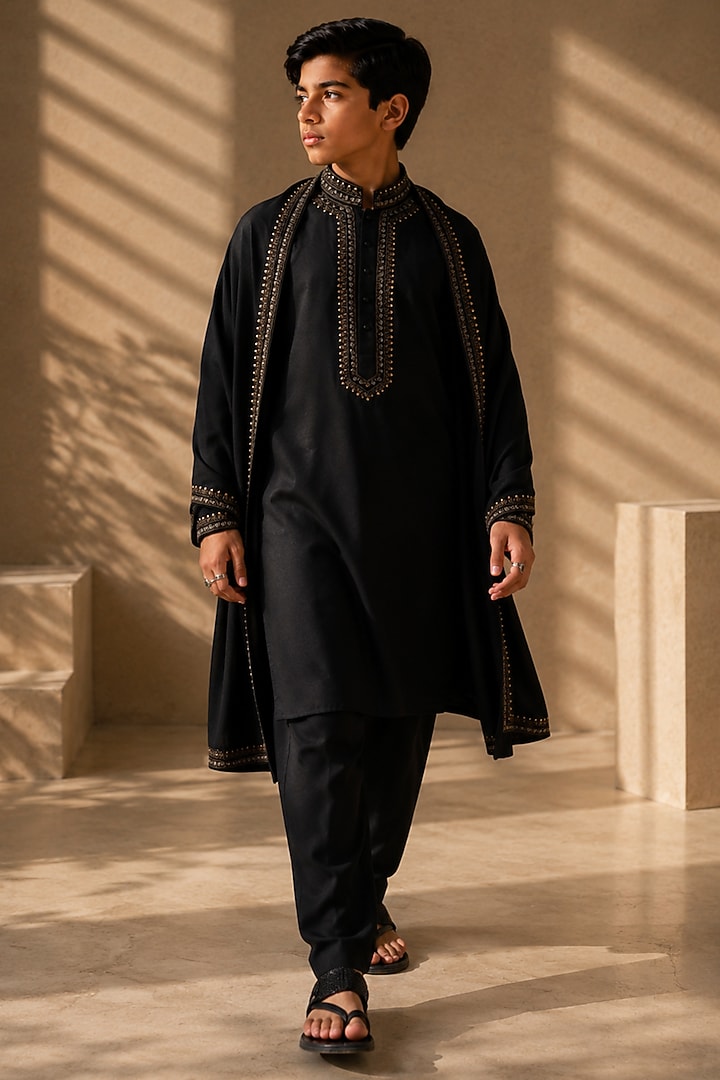Black Knit Embellished Kurta Set For Boys by Amit Arora Kids at Pernia's Pop Up Shop