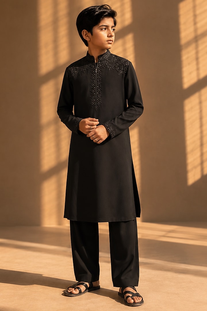 Black Knit Embellished Kurta Set For Boys by Amit Arora Kids at Pernia's Pop Up Shop