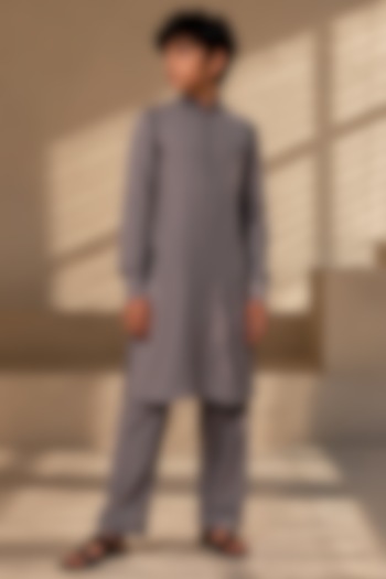 Grey Knit Kurta Set For Boys by Amit Arora Kids at Pernia's Pop Up Shop