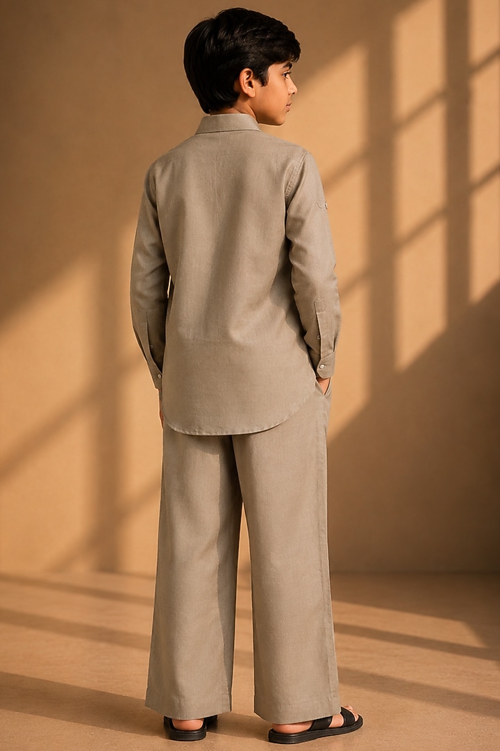 Olive Green Linen Co-Ord Set For Boys by Amit Arora Kids at Pernia's Pop Up Shop