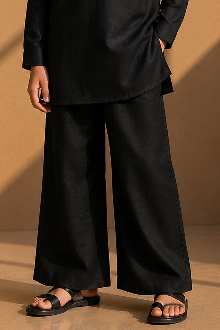 Black Linen Co-Ord Set For Boys by Amit Arora Kids at Pernia's Pop Up Shop