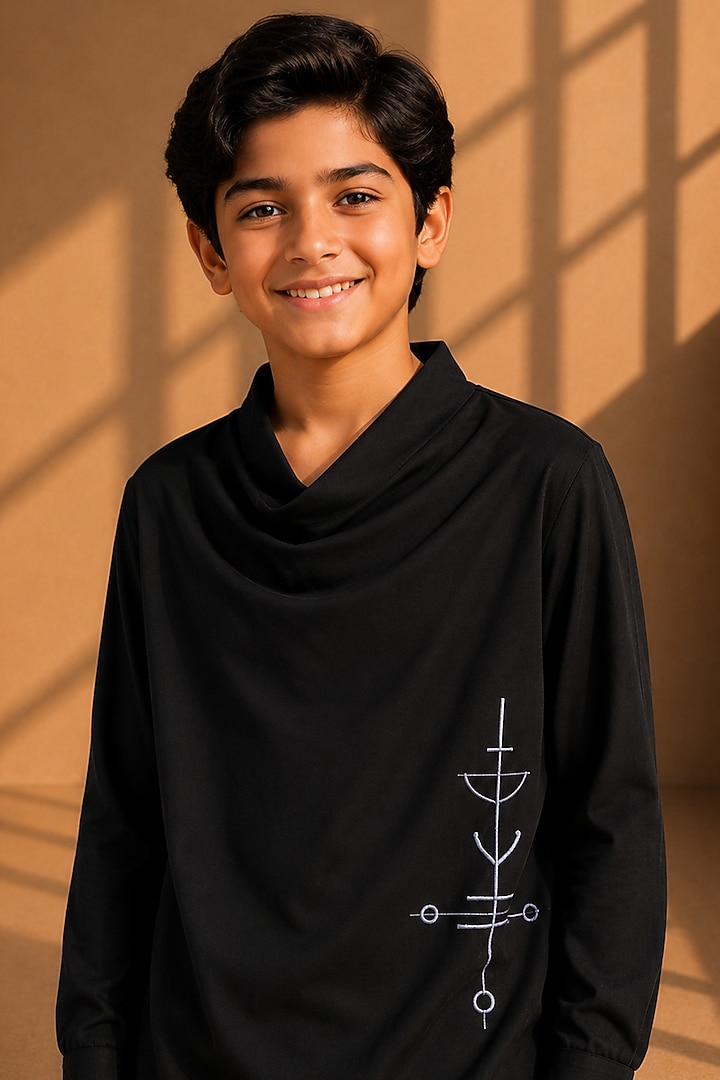 Black Crepe Thread Embroidered Co-Ord Set For Boys by Amit Arora Kids at Pernia's Pop Up Shop