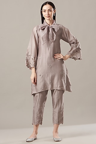 Dull Rose Chanderi Kurta Set by Anushka Repswal-Sewing love