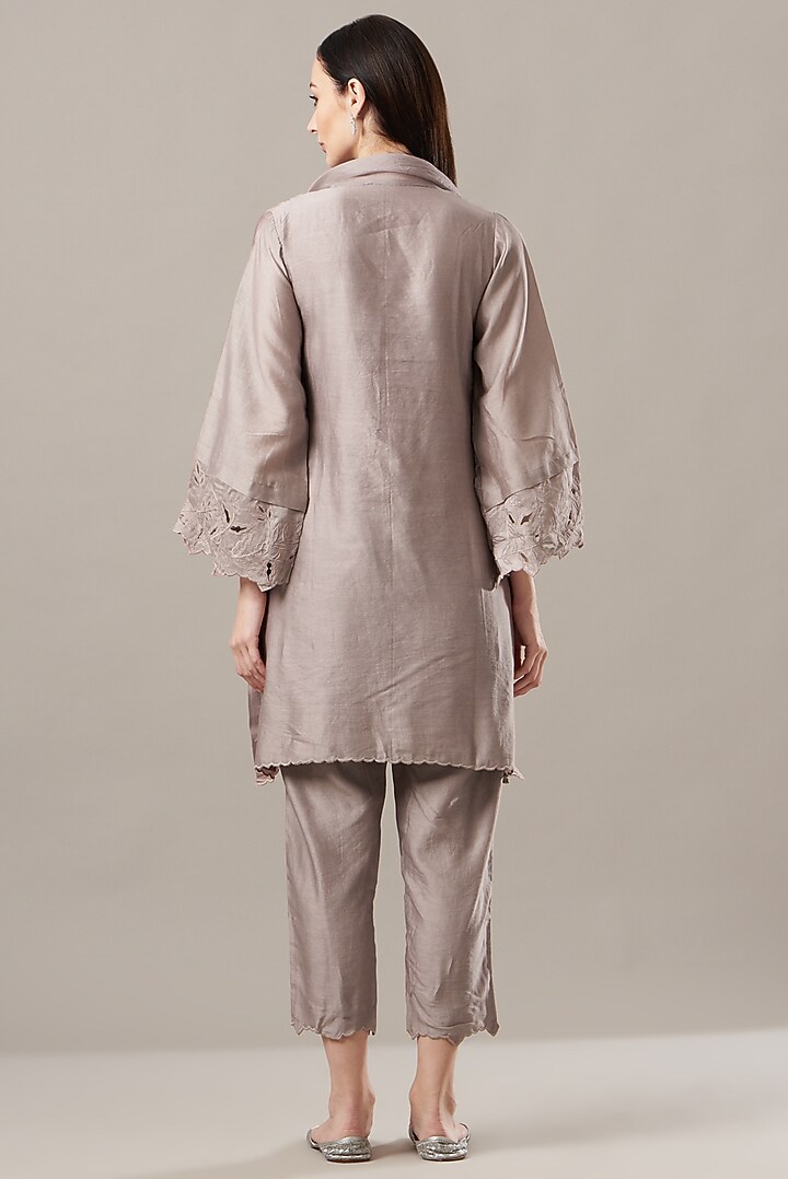 Dull Rose Chanderi Kurta Set by Anushka Repswal-Sewing love at Pernia's Pop Up Shop