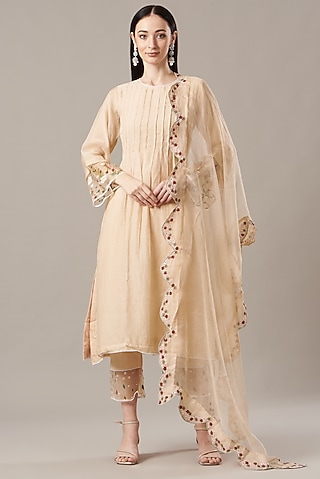 Beige Malai Chanderi Kurta Set by Anushka Repswal-Sewing love