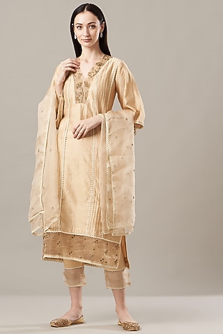 Gold Hand Embroidered Kurta Set by Anushka Repswal-Sewing love
