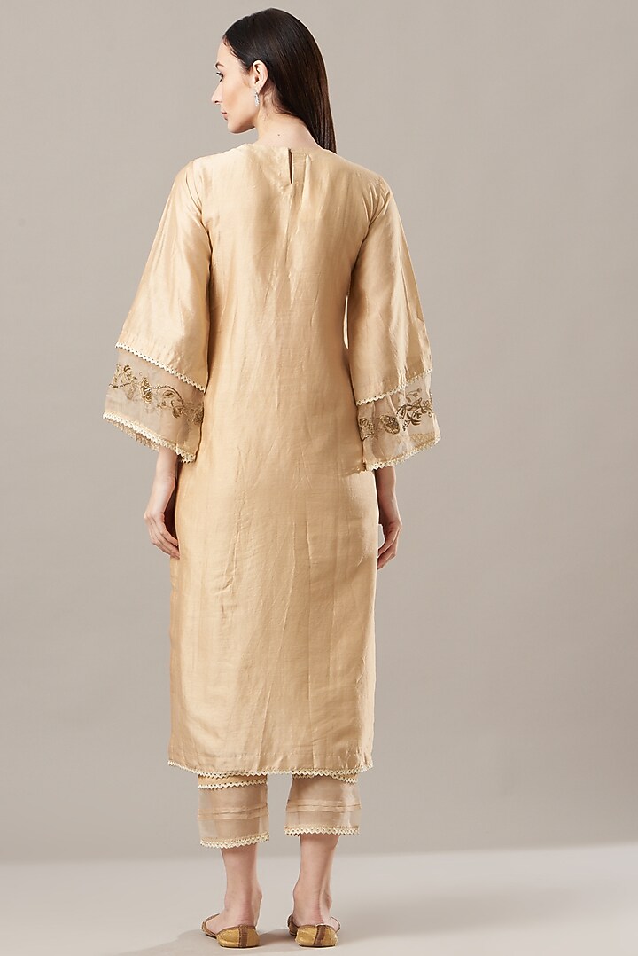 Gold Hand Embroidered Kurta Set by Anushka Repswal-Sewing love at Pernia's Pop Up Shop