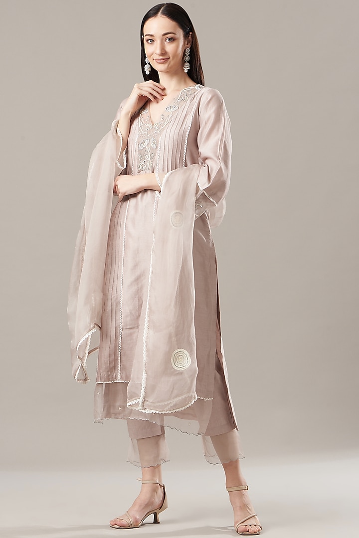 Nude Hand Embroidered Kurta Set by Anushka Repswal-Sewing love at Pernia's Pop Up Shop